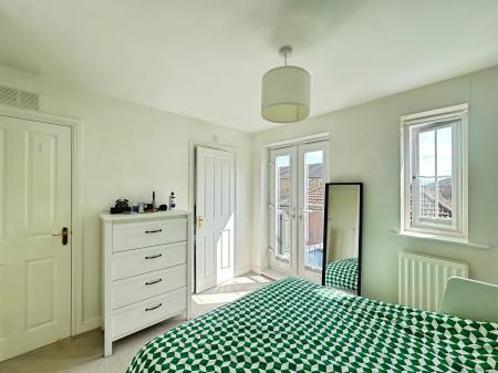 3 bedroom Town house for sale in Greyfriars Lane, Longbenton, Newcastle upon Tyne, NE12