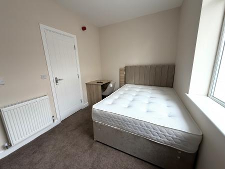 1 bedroom House share to let in Claremont Avenue South, Bensham, Gateshead, NE8