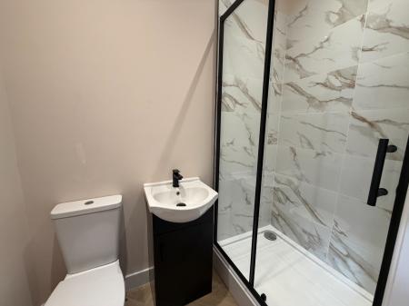 1 bedroom House share to let in Claremont Avenue South, Bensham, Gateshead, NE8