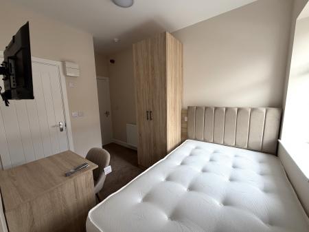 1 bedroom House share to let in Claremont Avenue South, Bensham, Gateshead, NE8