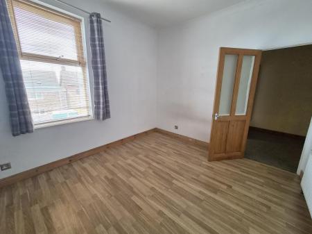3 bedroom Flat to let in Rogerson Terrace, Westerhope, Newcastle upon Tyne, NE5