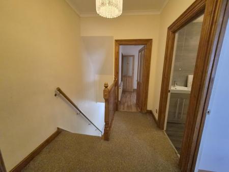 3 bedroom Flat to let in Rogerson Terrace, Westerhope, Newcastle upon Tyne, NE5