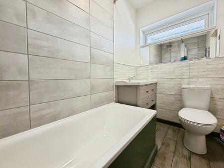 3 bedroom Detached bungalow for sale in Layburn Gardens, South West Denton, Newcastle upon Tyne, NE15