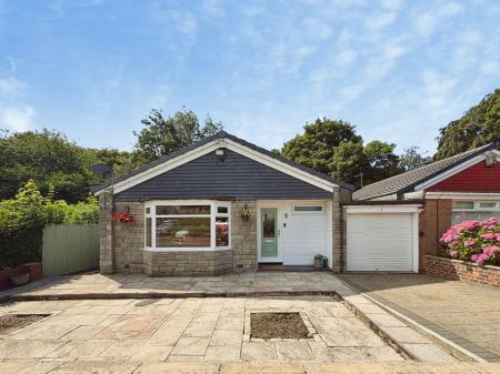 3 bedroom Detached bungalow for sale in Layburn Gardens, South West Denton, Newcastle upon Tyne, NE15