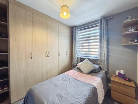 2 bedroom Flat for sale in Silver Lonnen, Fenham, Newcastle upon Tyne, NE5