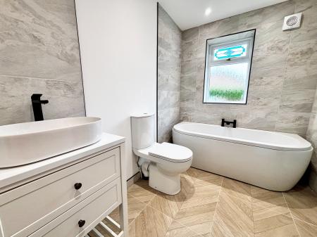 3 bedroom Detached bungalow for sale in Manor Gardens, Benton, Newcastle upon Tyne, NE7