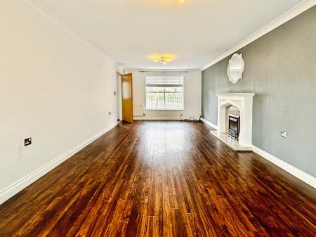 5 bedroom Detached house for sale in Netherwitton Way, Gosforth, Newcastle upon Tyne, NE3