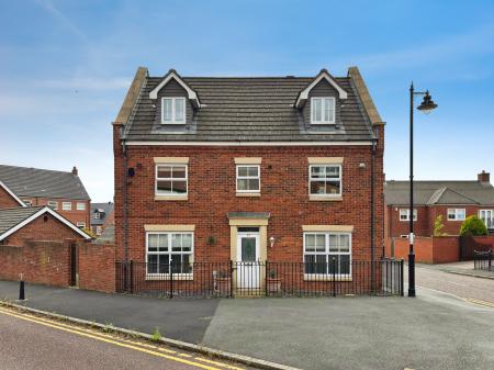 5 bedroom Detached house for sale in Netherwitton Way, Gosforth, Newcastle upon Tyne, NE3