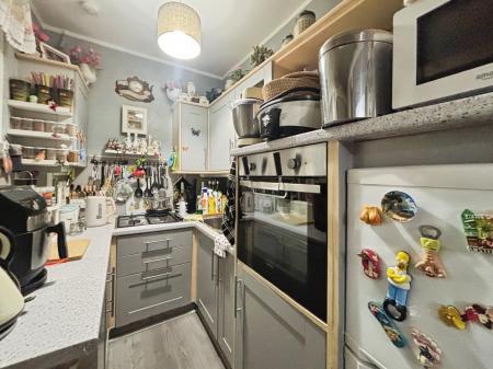 2 bedroom Flat for sale in Brancepeth Avenue, Elswick, Newcastle upon Tyne, NE4
