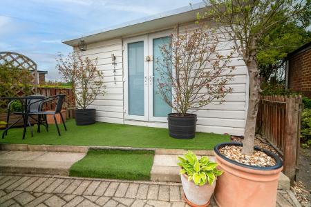 2 bedroom Terraced House for sale in West Road, Stanley, Durham, DH9
