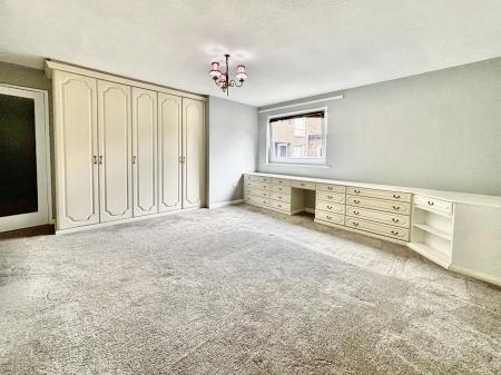 2 bedroom Flat for sale in Norwood Court Thornhill Road, Benton, Newcastle upon Tyne, NE12
