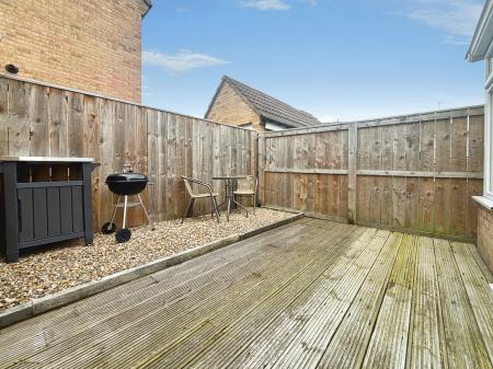 2 bedroom Semi-detached house for sale in Seaton Close, Wardley, Gateshead, NE10