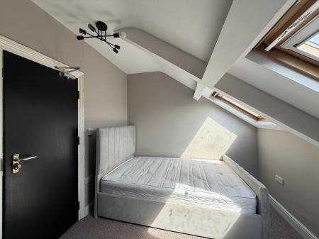 1 bedroom Flat to let in Cresswell Terrace, Sunderland, SR2
