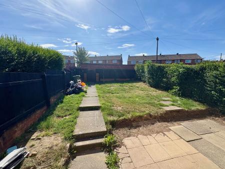3 bedroom Semi-detached house to let in Englefeld, Gateshead, NE10