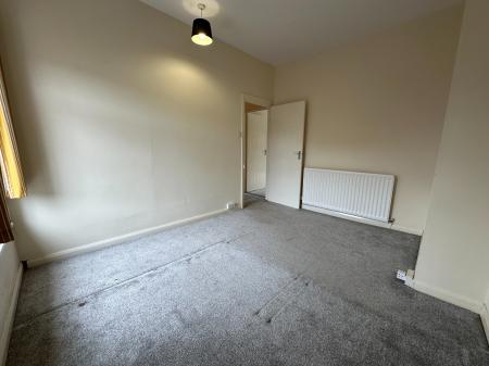 2 bedroom Flat to let in School Terrace, Stanley, DH9