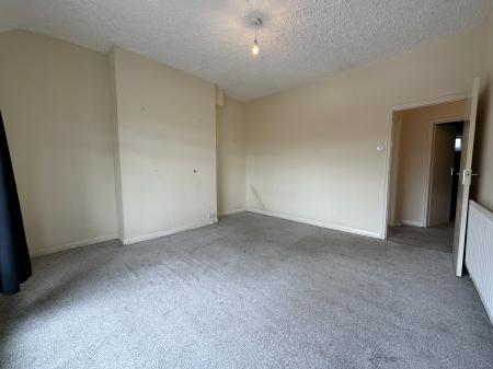 2 bedroom Flat to let in School Terrace, Stanley, DH9
