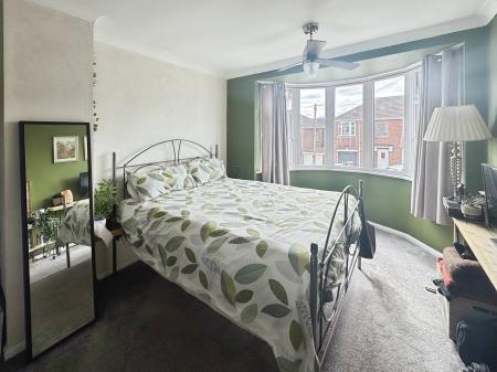 4 bedroom Semi-detached house for sale in Deepdale Road, Cullercoats, NE30