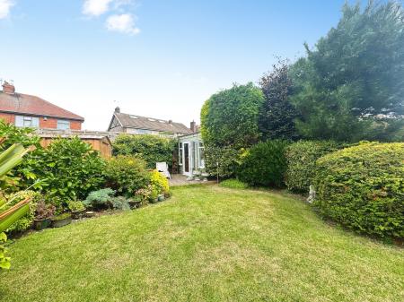 4 bedroom Semi-detached house for sale in Deepdale Road, Cullercoats, NE30