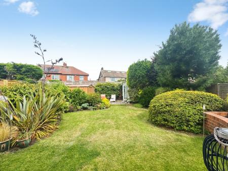 4 bedroom Semi-detached house for sale in Deepdale Road, Cullercoats, NE30