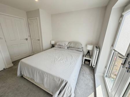 2 bedroom Detached house for sale in Chapel Rigg Drive, Scotswood, Newcastle upon Tyne, NE15