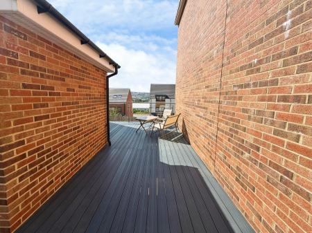 2 bedroom Detached house for sale in Chapel Rigg Drive, Scotswood, Newcastle upon Tyne, NE15
