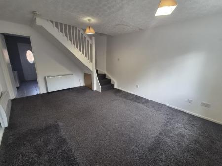 2 bedroom Semi-detached house to let in Marie Curie Drive, Newcastle upon Tyne, NE4