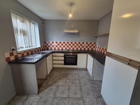 2 bedroom Semi-detached house to let in Marie Curie Drive, Newcastle upon Tyne, NE4