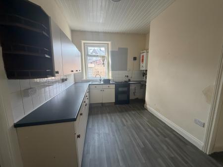 2 bedroom Terraced House to let in Tunstall Terrace, Sunderland, SR2