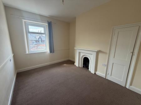 2 bedroom Terraced House to let in Tunstall Terrace, Sunderland, SR2