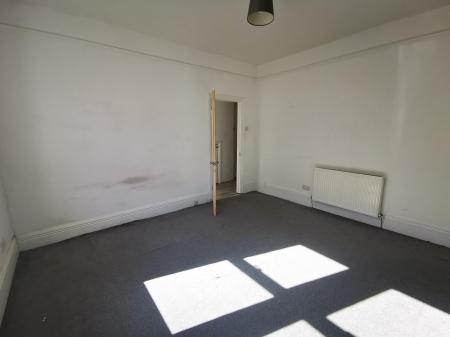 2 bedroom Flat to let in Cumberland Street, Wallsend, NE28