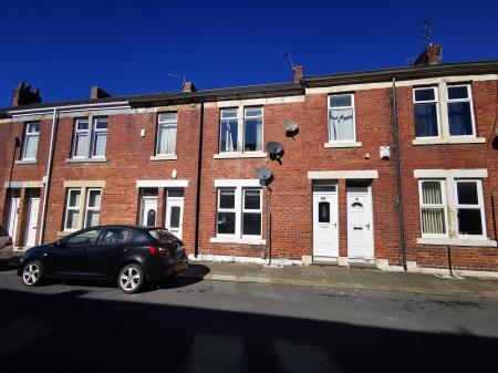 2 bedroom Flat to let in Cumberland Street, Wallsend, NE28
