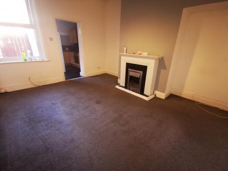 2 bedroom Flat to let in Cumberland Street, Wallsend, NE28