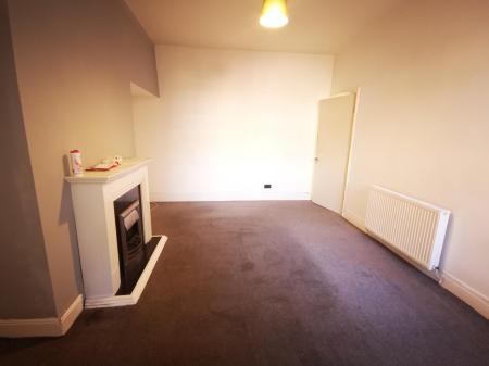 2 bedroom Flat to let in Cumberland Street, Wallsend, NE28