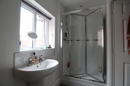 1 bedroom Apartment to let in Troilus Gardens, Hebburn, NE31