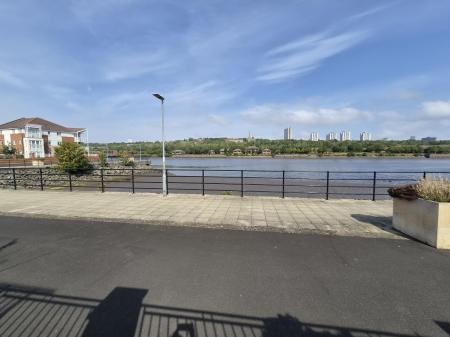 4 bedroom Detached house to let in Cormorant Drive, Gateshead, NE11