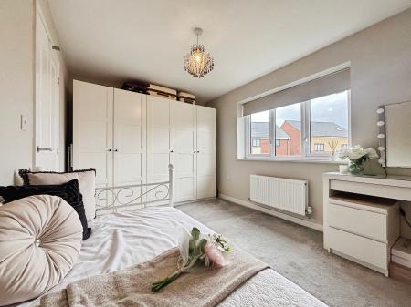 2 bedroom Semi-detached house for sale in Chapel Rigg Drive, Scotswood, Newcastle upon Tyne, NE15