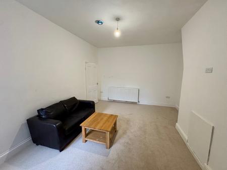 2 bedroom Flat to let in Kingsley Terrace, Newcastle upon Tyne, NE4