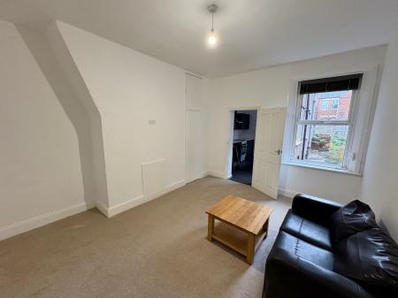 2 bedroom Flat to let in Kingsley Terrace, Newcastle upon Tyne, NE4