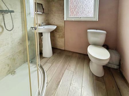 2 bedroom Flat for sale in Queens Court, Dunston, Gateshead, NE8