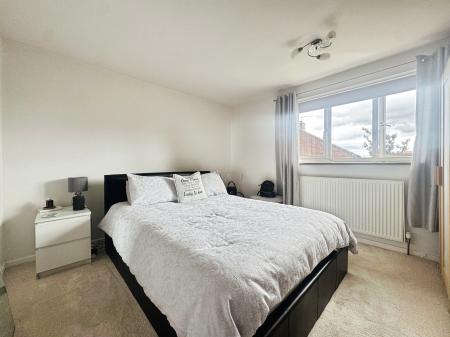 2 bedroom Flat for sale in Redesdale Grove, North Shields, North Shields, NE29