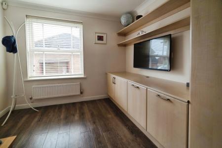 5 bedroom Detached house for sale in Settlingstone Close, Haydon Grange, Newcastle upon Tyne, NE7