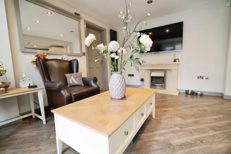 5 bedroom Detached house for sale in Settlingstone Close, Haydon Grange, Newcastle upon Tyne, NE7