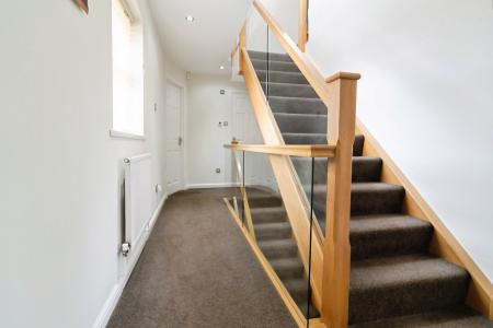 5 bedroom Detached house for sale in Settlingstone Close, Haydon Grange, Newcastle upon Tyne, NE7