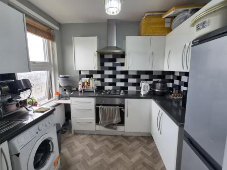 2 bedroom Flat to let in Leazes Court, Newcastle upon Tyne, NE4