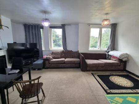 2 bedroom Flat to let in Leazes Court, Newcastle upon Tyne, NE4