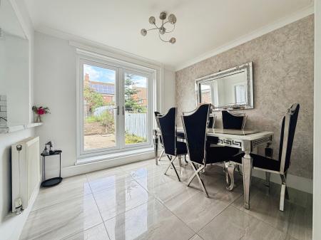 3 bedroom Semi-detached house for sale in Southmead Avenue, Blakelaw, Newcastle upon Tyne, NE5