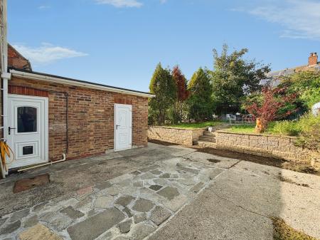3 bedroom Semi-detached house for sale in Southmead Avenue, Blakelaw, Newcastle upon Tyne, NE5