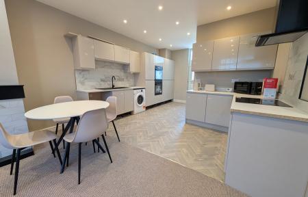 6 bedroom House of Multiple Occupation to let in Brockley Terrace, Boldon Colliery, NE35