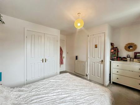 2 bedroom Terraced House for sale in Cawfields Court, Longbenton, Newcastle upon Tyne, NE12
