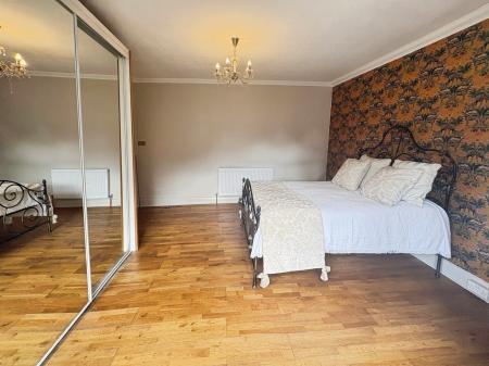 2 bedroom Semi-detached bungalow for sale in West Road, Fenham, Newcastle upon Tyne, NE4